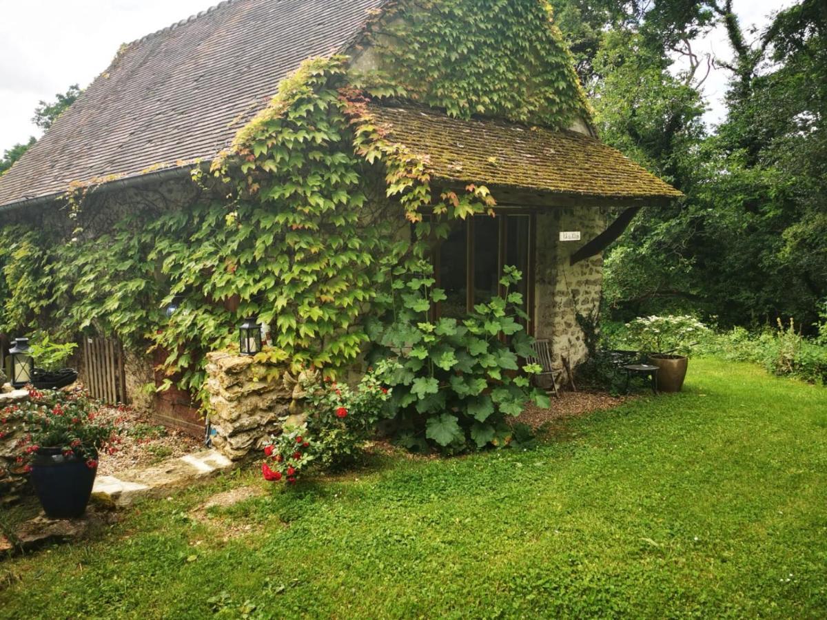 Domaine De La Folicoeur Hotel Sainte-Colombe-près-Vernon Екстериор снимка